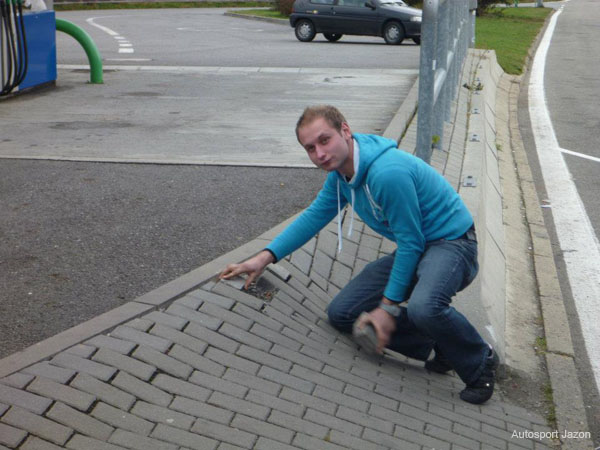 390989_2752566057251_1350645869_3188881_1033249355_n